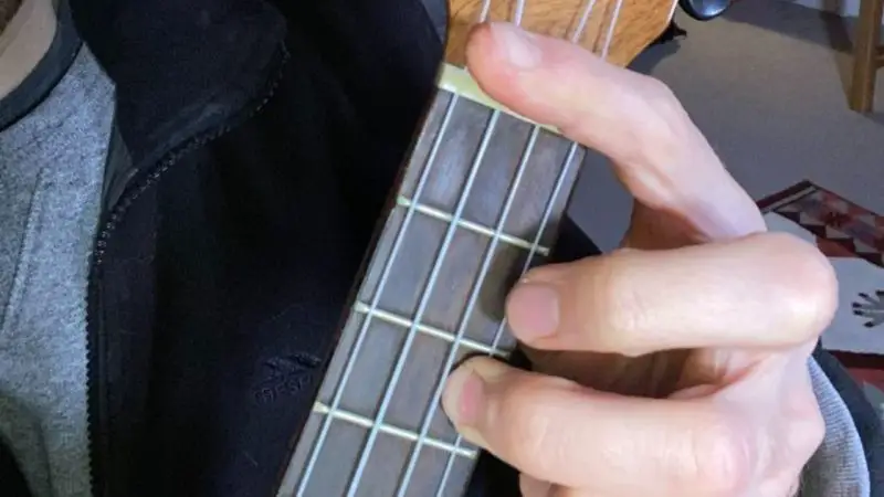 C major chord ukulele fingerings from in front