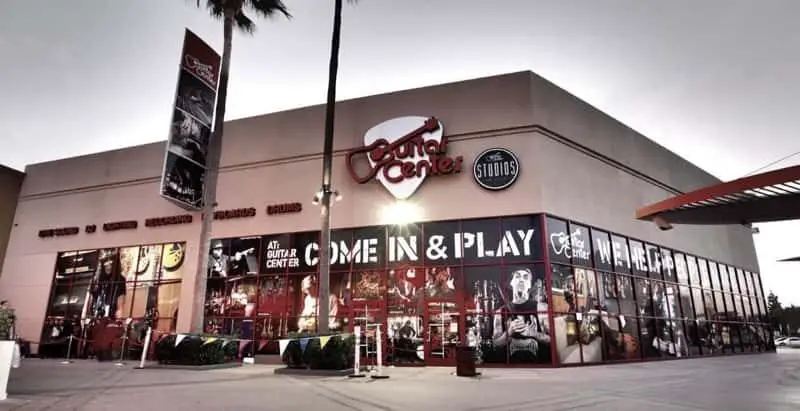 Guitar Center exterior