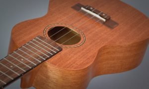 Kmise Ukulele Review - Featured Image