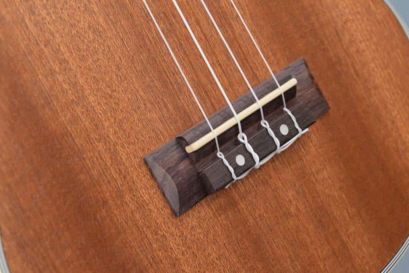 Lohanu ukulele bridge